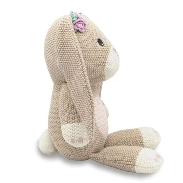 Amelia Bunny 4