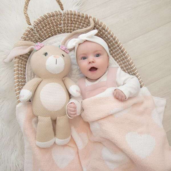 Amelia Bunny 3