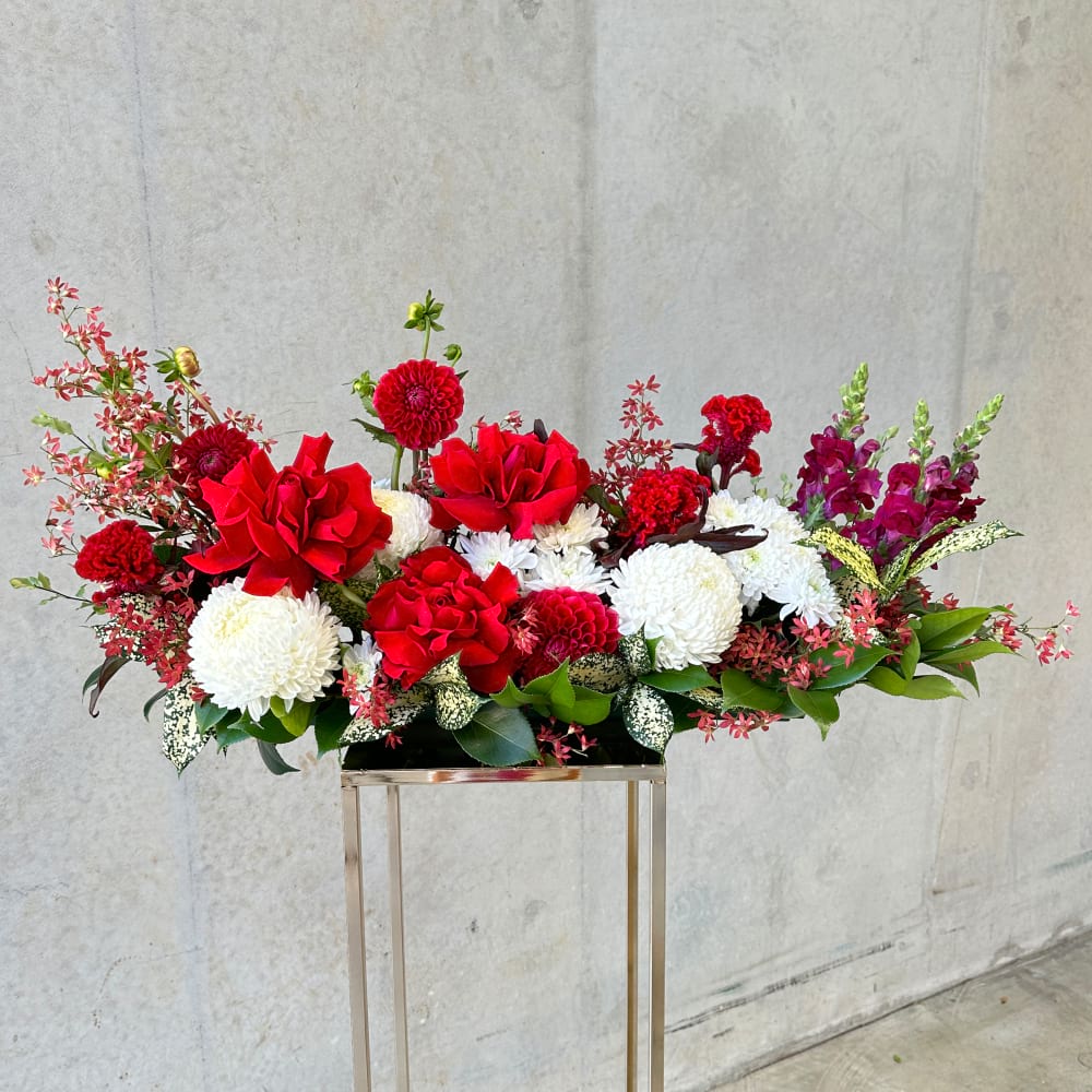 Christmas Table Arrangement